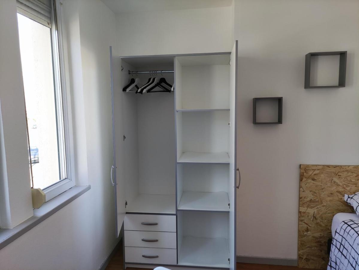 Les Lumieres Du Phare Apartment Calais Exterior photo